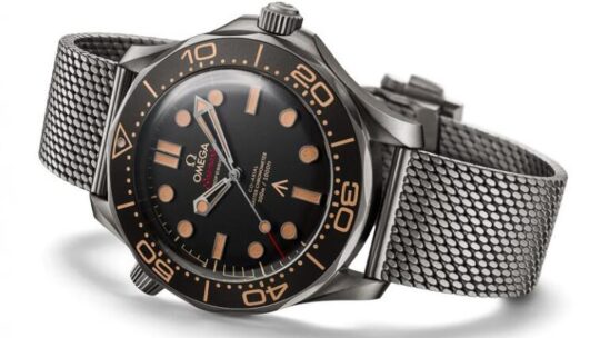 JAMES BONDS NEW WATCH: FAKE OMEGA SEAMASTER DIVER 300M 007 EDITION